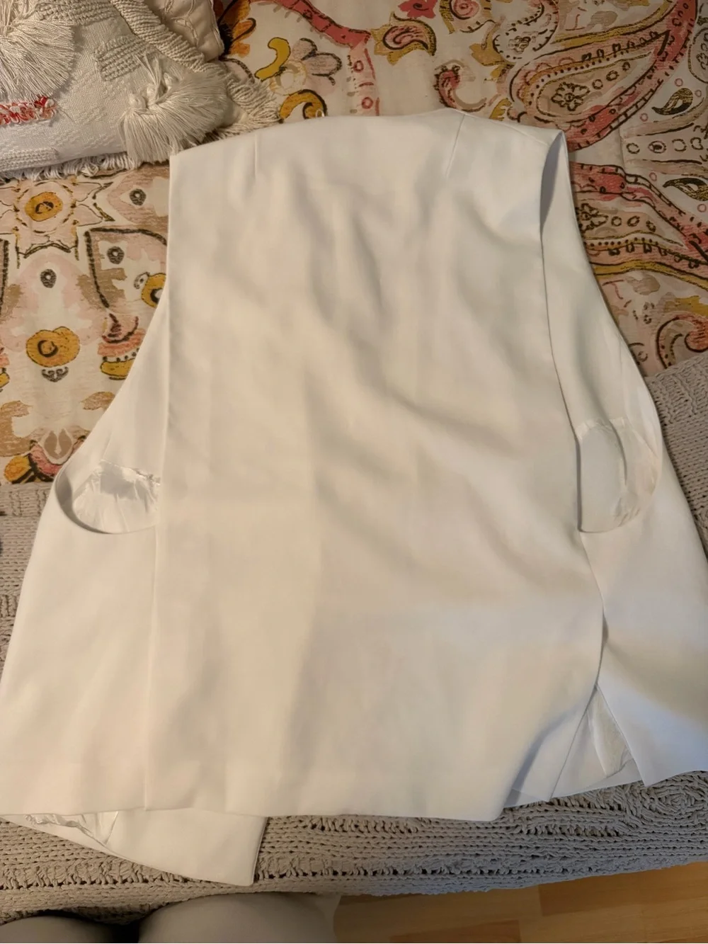 Zara White Sleeveless Blouse Top - Picture 2 of 3